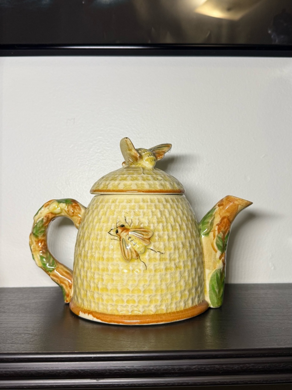 New Vintage 1990s Ceramic Teapot With Bees & Flowers All Over - Picture 5 of 8
